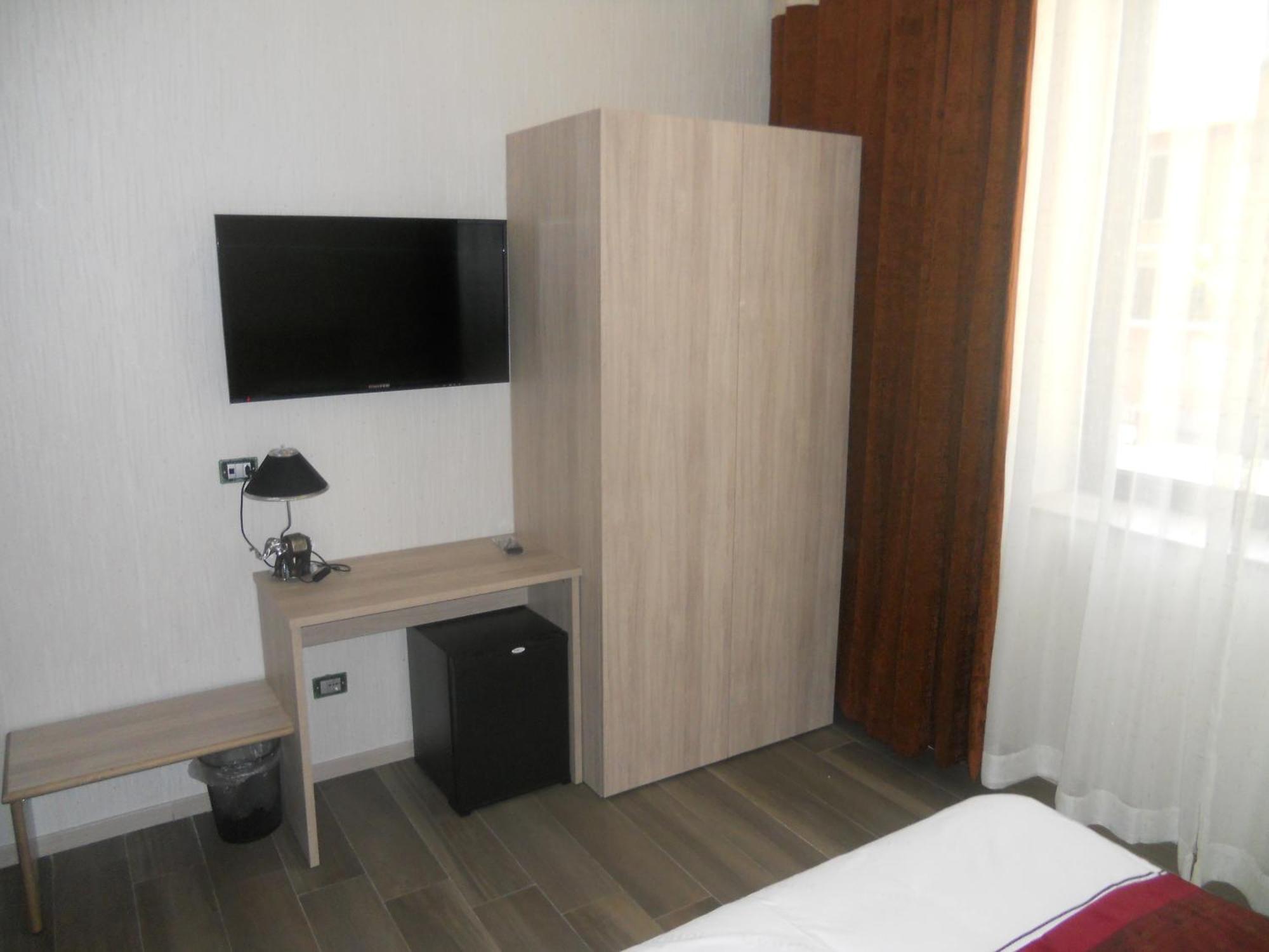 Igiban Hotel — Fotos 1